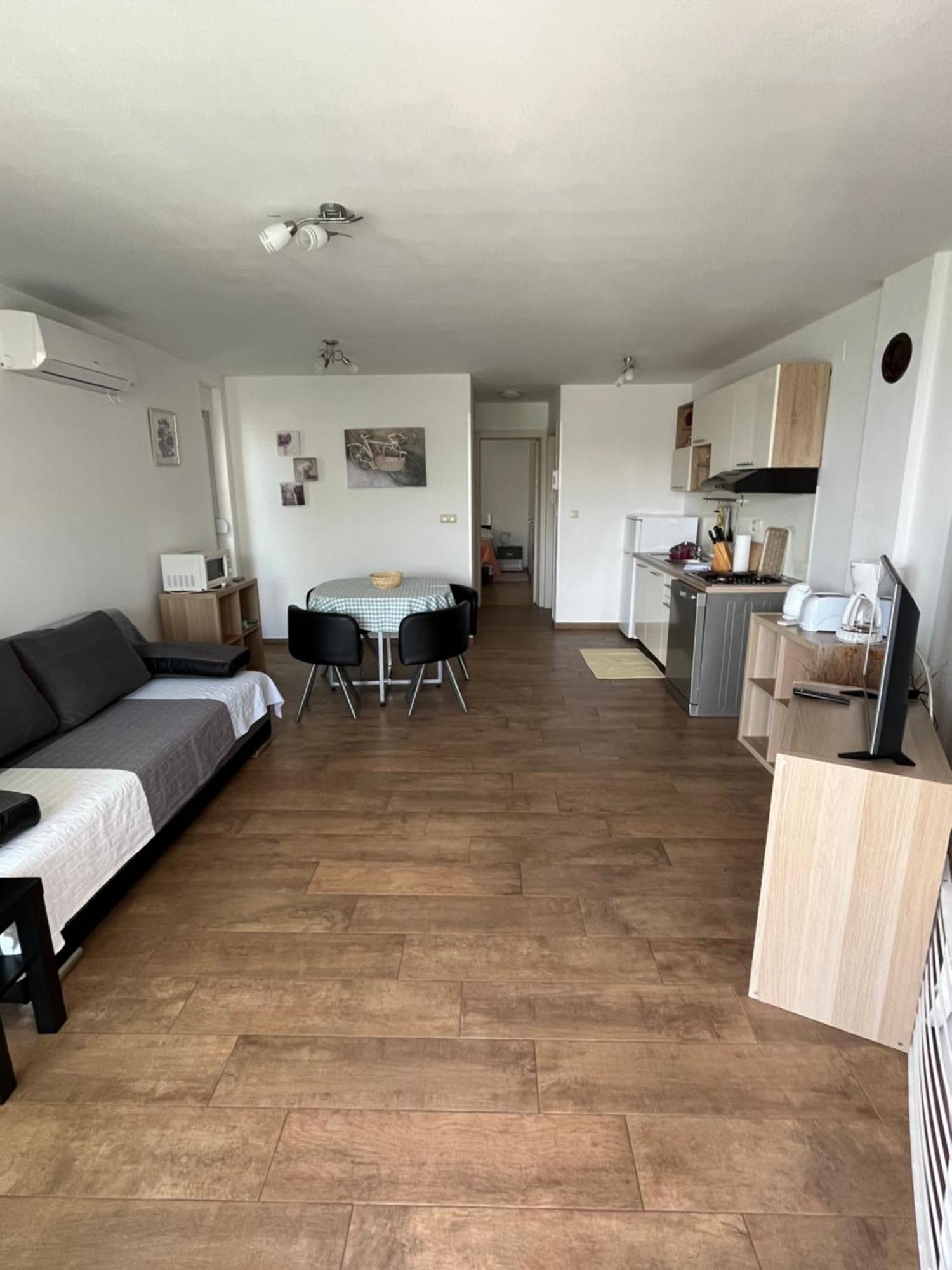 Apartments Amore 巴斯卡 外观 照片